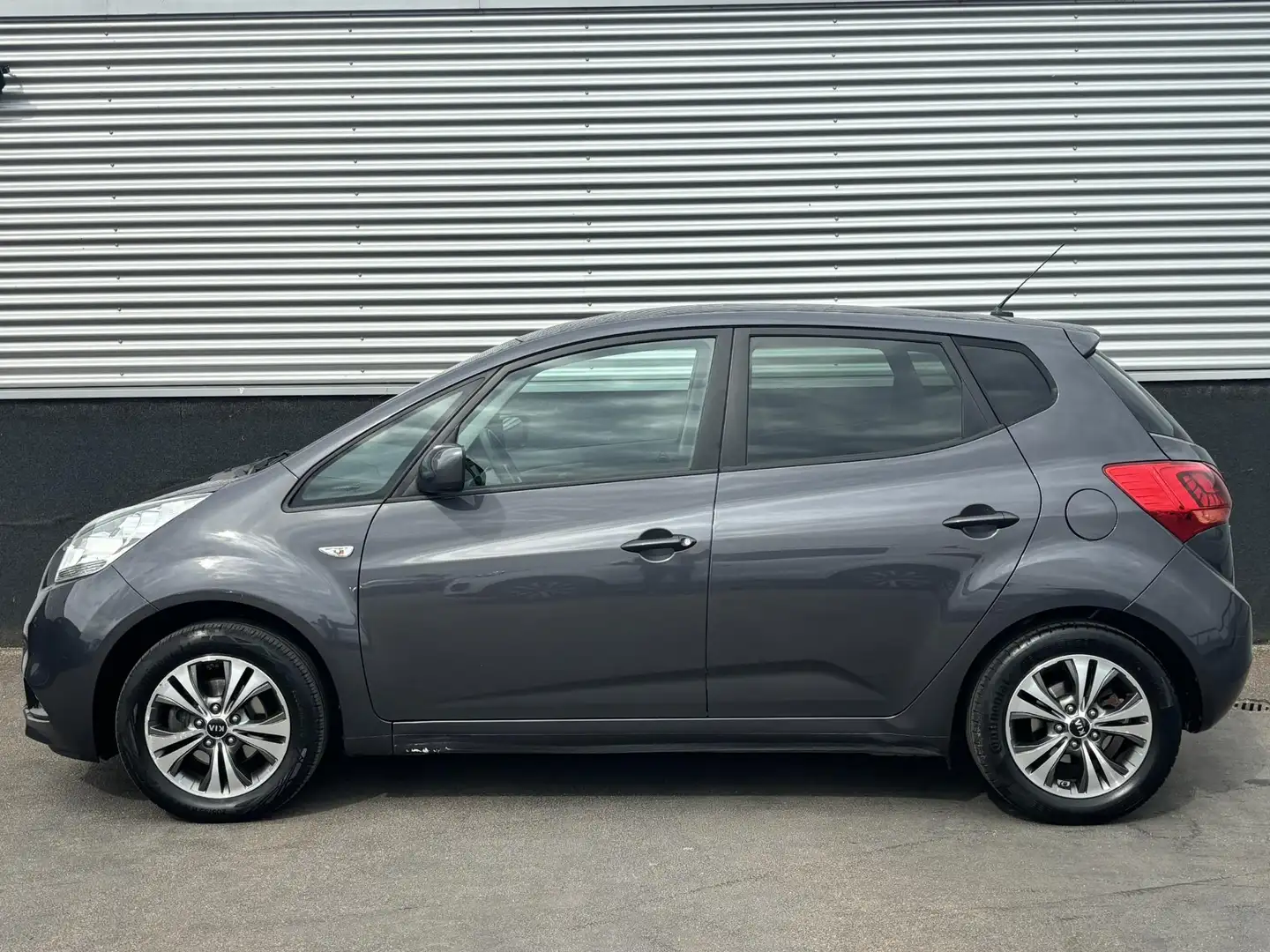 Kia Venga 1.4 CVVT First Edition Trekhaak, Dealeronderhouden Gris - 2