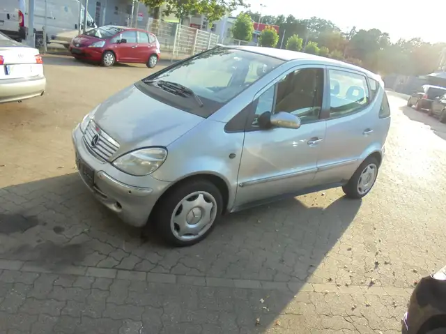Mercedes-Benz A 190 A 190 Avantgarde Piccadilly