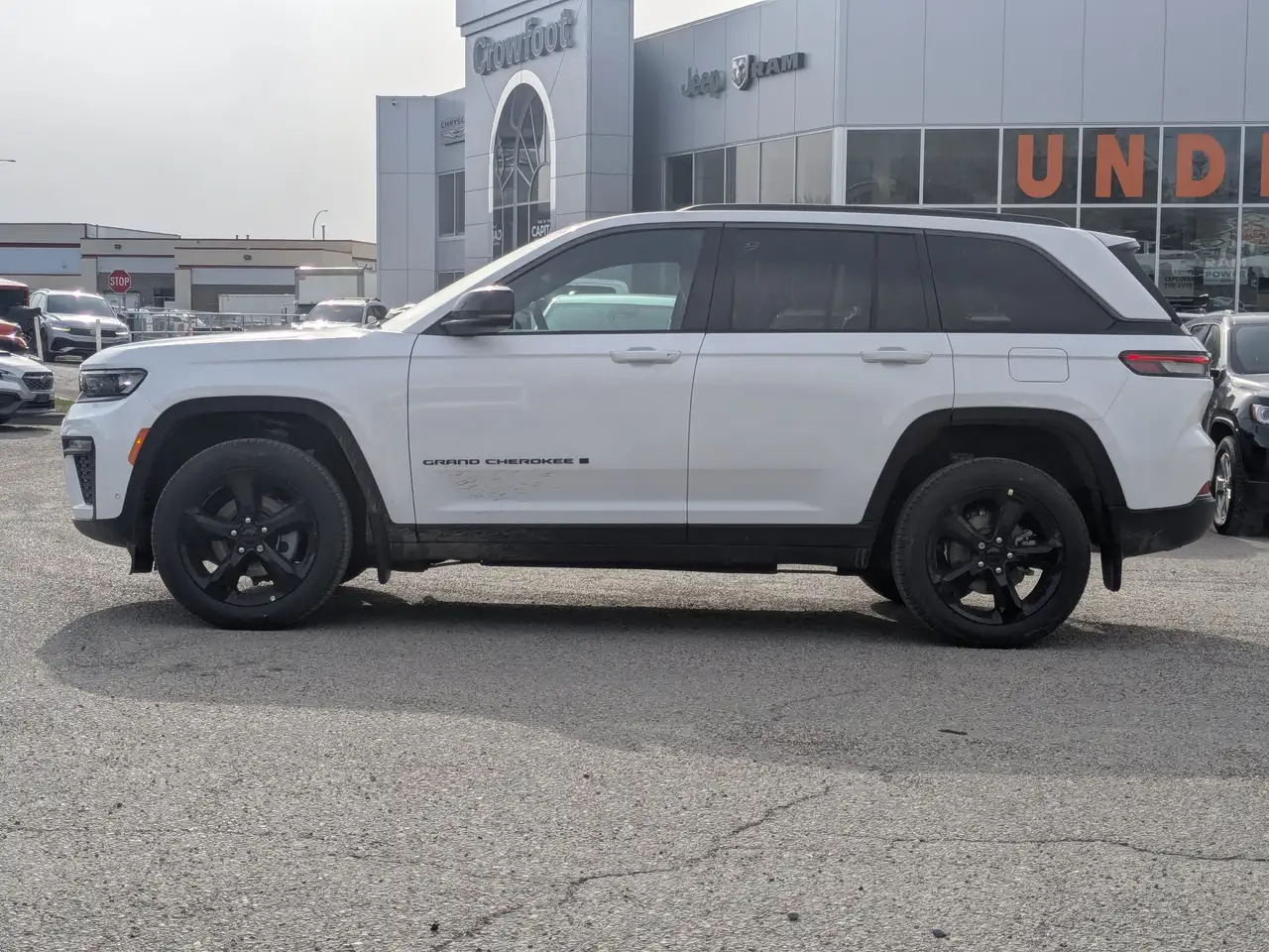 Jeep Grand Cherokee снимка Jeep Grand Cherokee