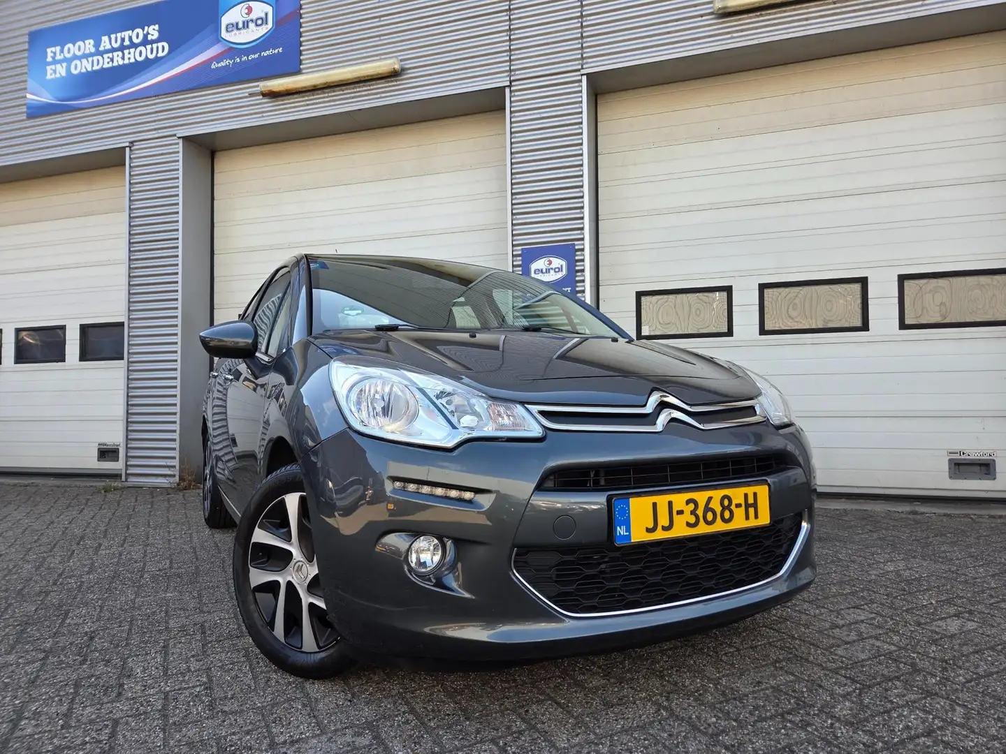 Citroen C3 1.2 PureTech Feel Edition Grijs - 2