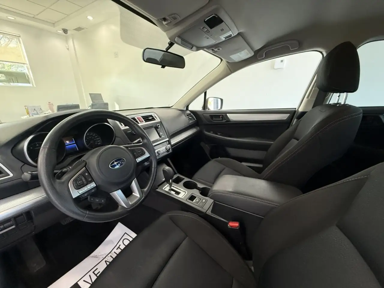 Subaru Legacy снимка Subaru Legacy