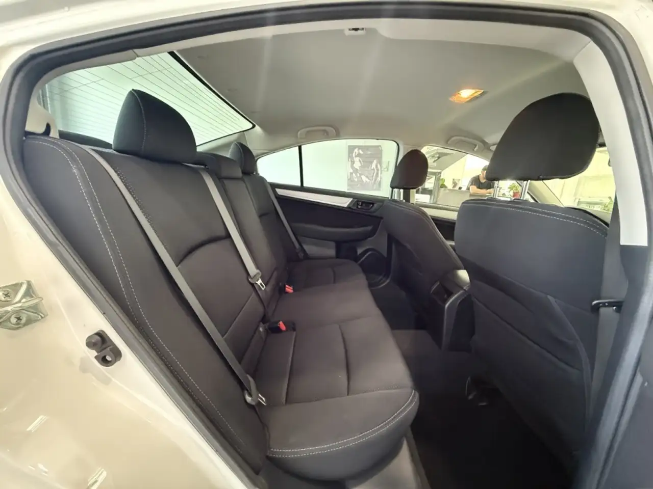 Subaru Legacy снимка Subaru Legacy