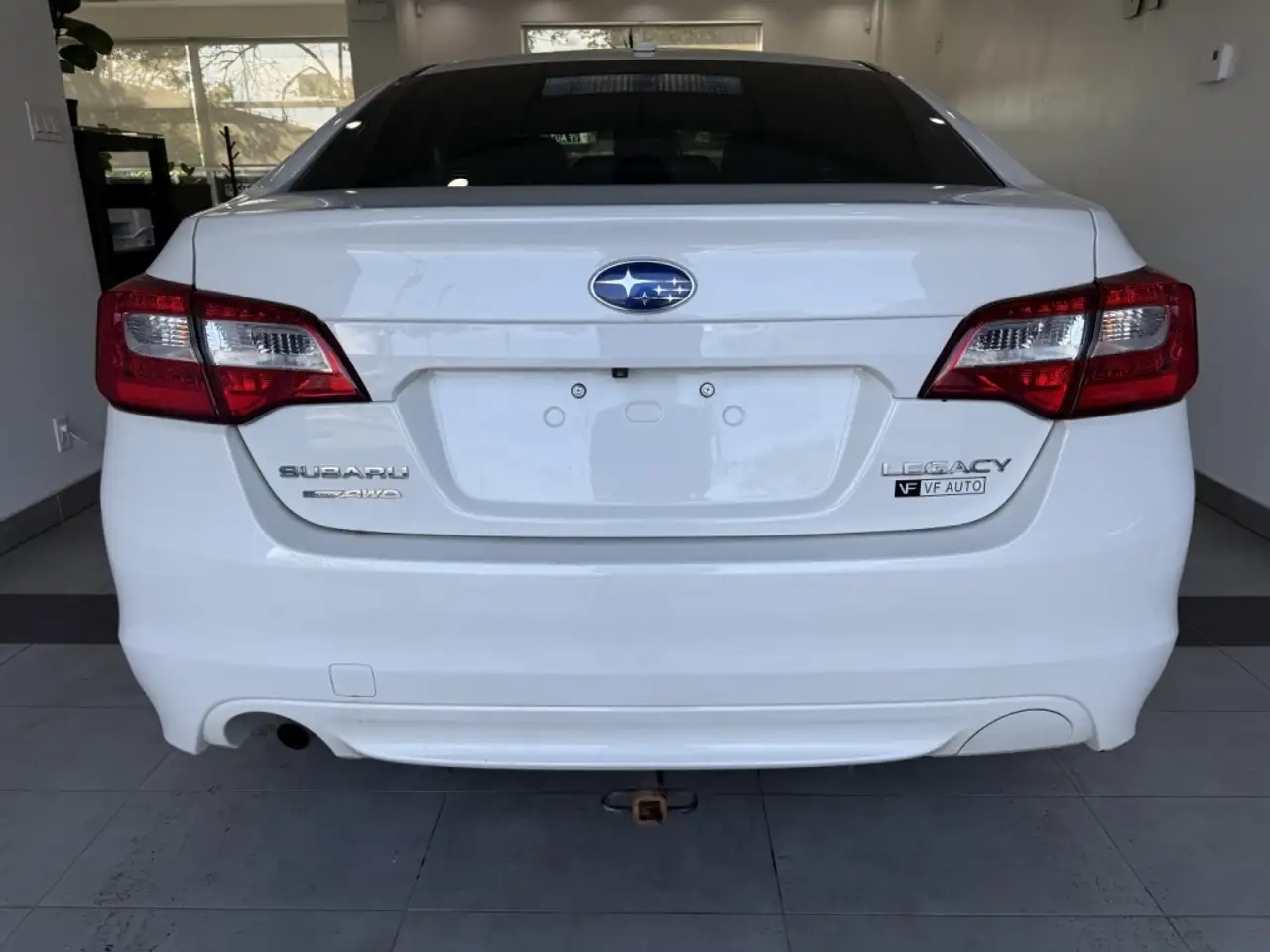 Subaru Legacy снимка Subaru Legacy