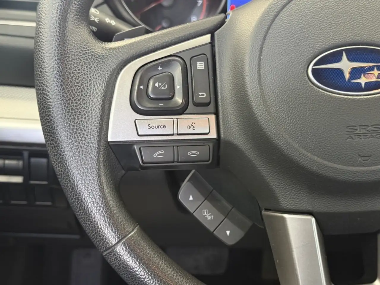 Subaru Legacy снимка Subaru Legacy