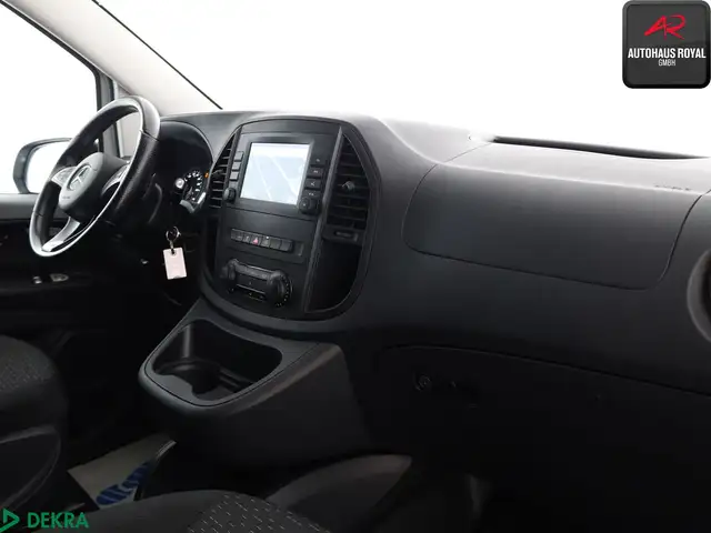 Mercedes-Benz Vito view 10