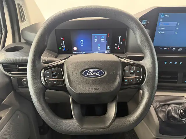 Ford Transit Custom view 10