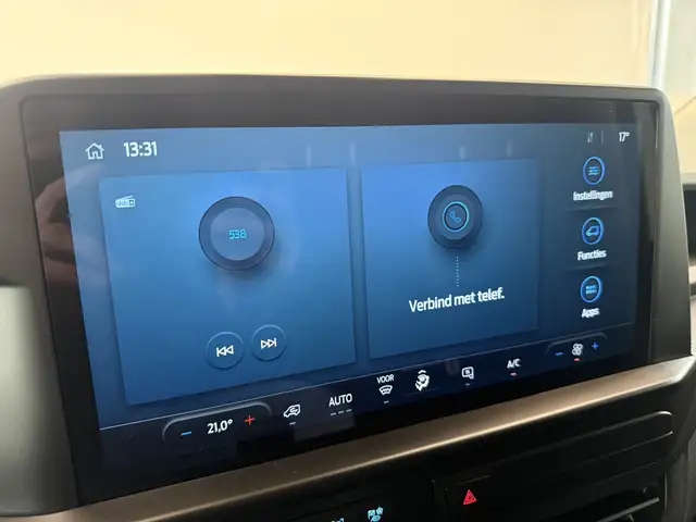Ford Transit Custom view 14