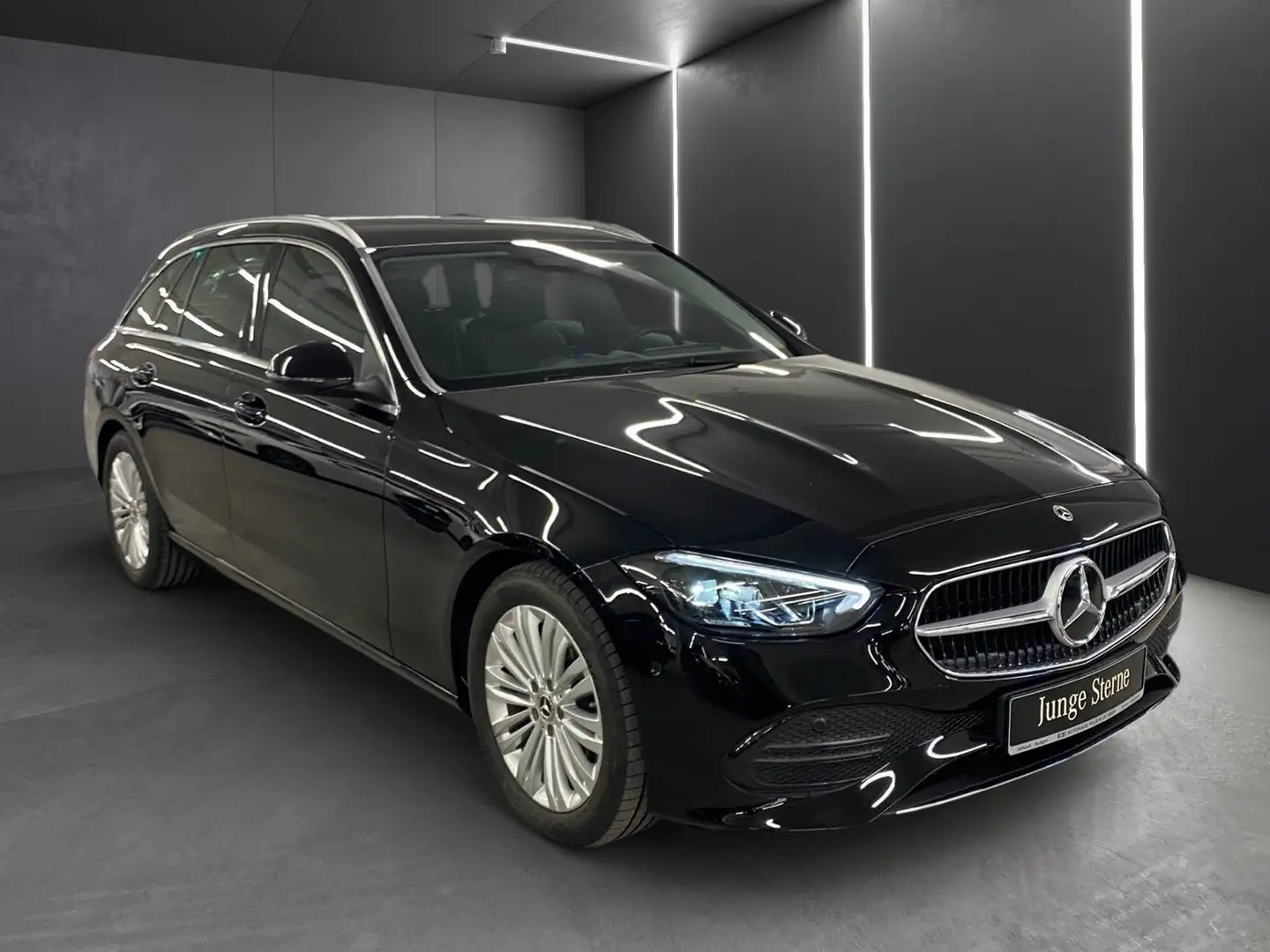 Mercedes-Benz C 180 T Avantgarde*STDHZG*Totwink*LED*Kamera* Schwarz - 2