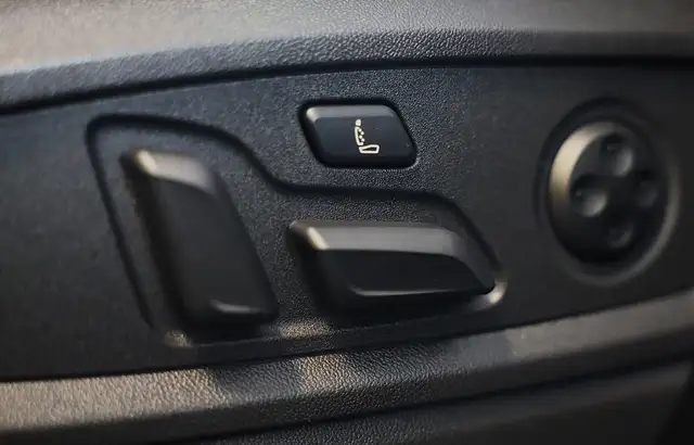 Audi Q5 view 29