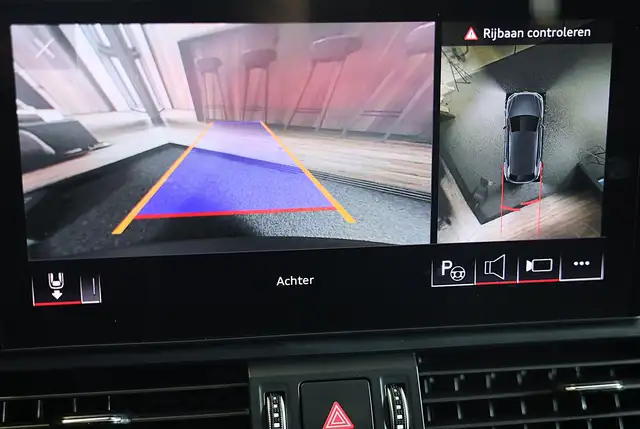 Audi Q5 view 11