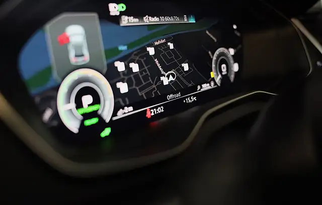 Audi Q5 view 13