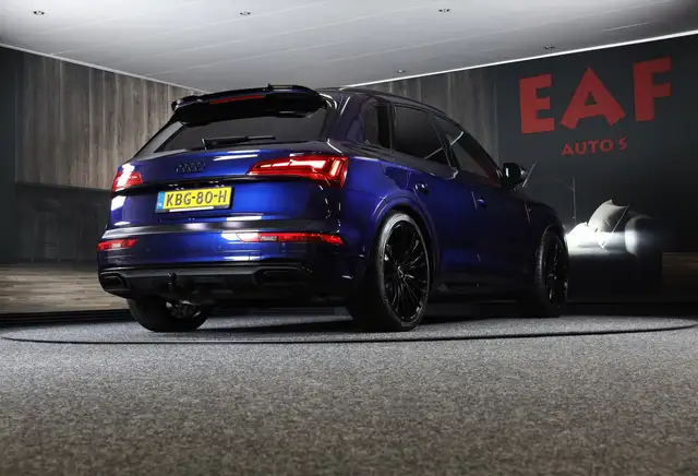 Audi Q5 view 5