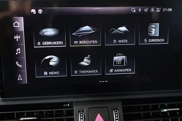 Audi Q5 view 17