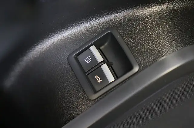 Audi Q5 view 24