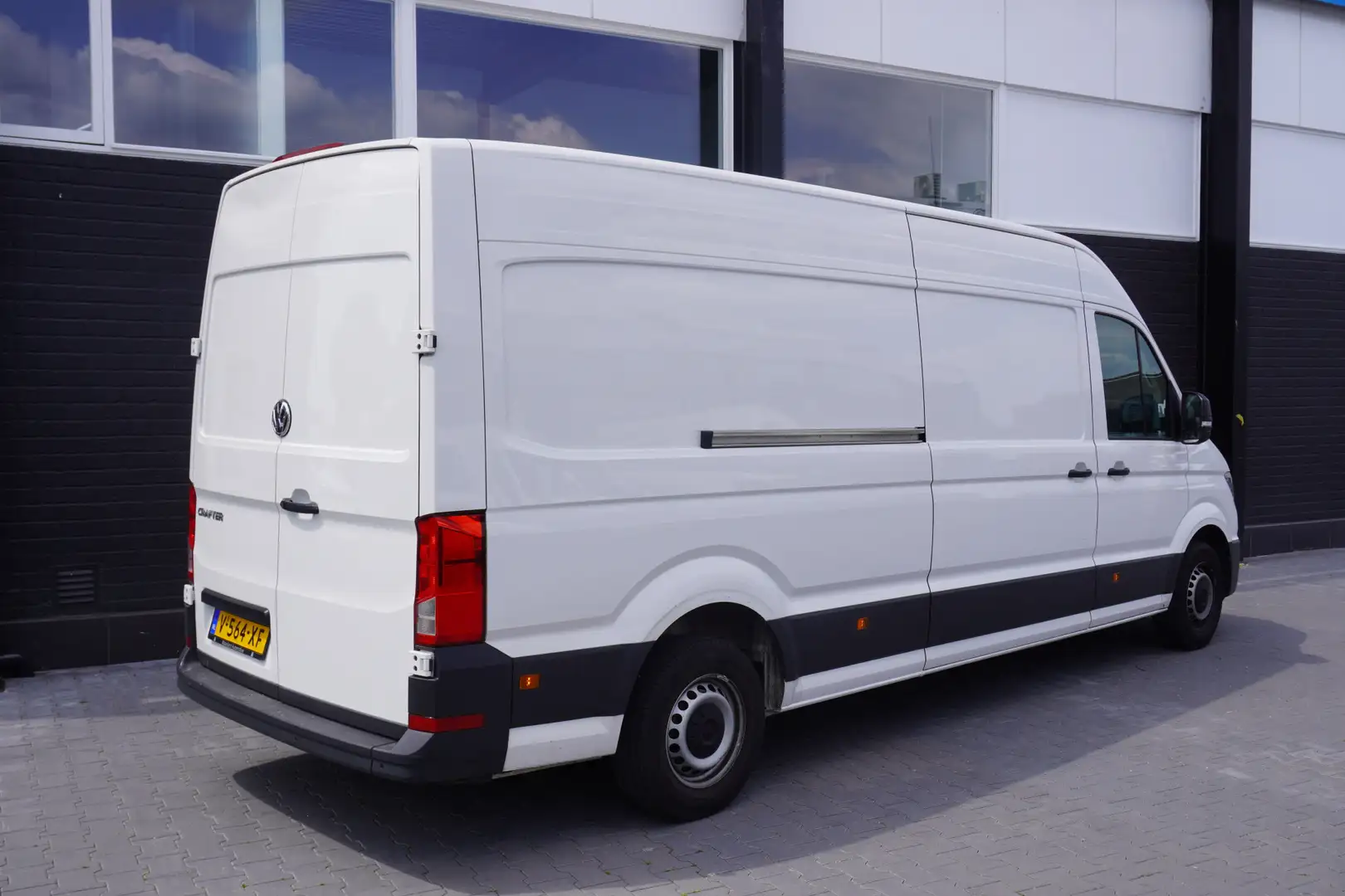 Volkswagen Crafter 2.0 TDI 140PK L4H3 Automaat EURO 6 - Airco - Cruis Blanc - 2
