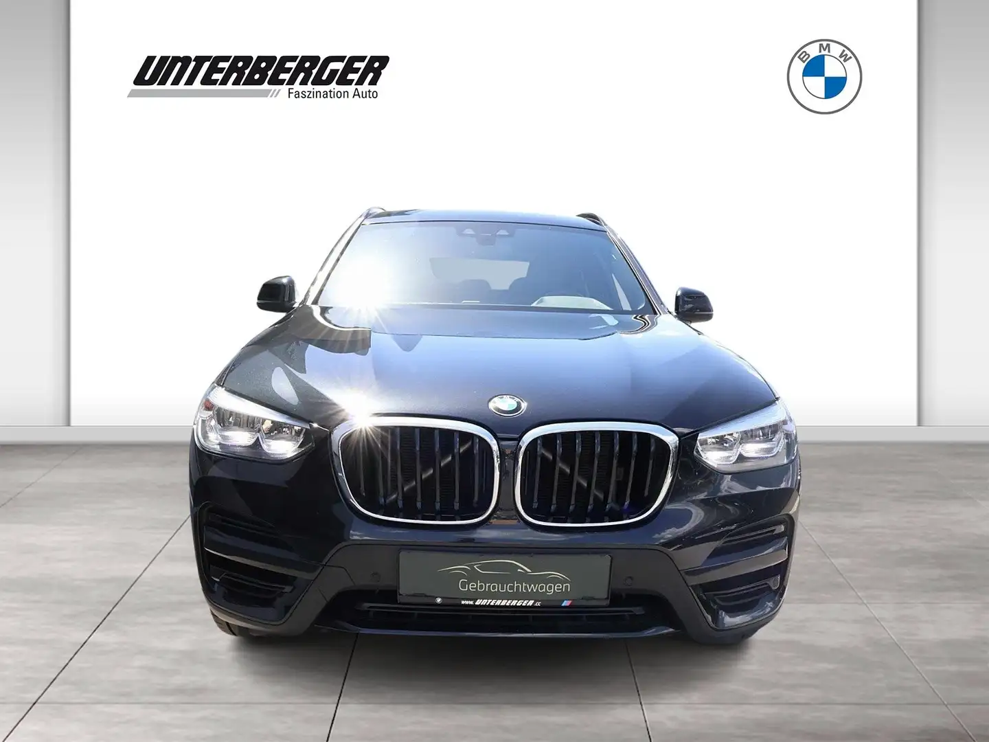 BMW X3 xDrive20d Aut. Advantage RFK Navi Bus. Shz Schwarz - 1