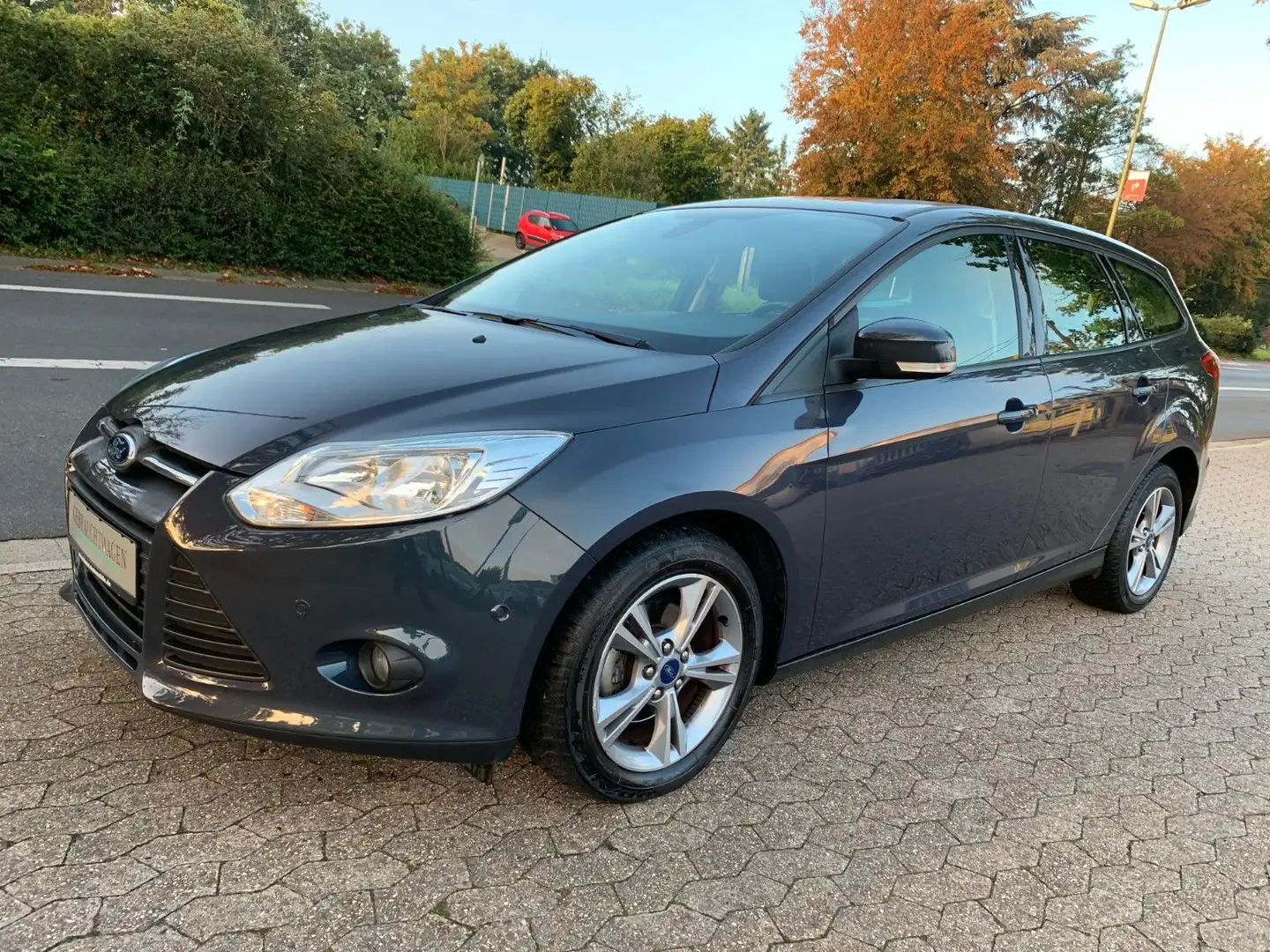 Ford Focus Turnier/Klima/MFL/USB/Alu Grigio - 1