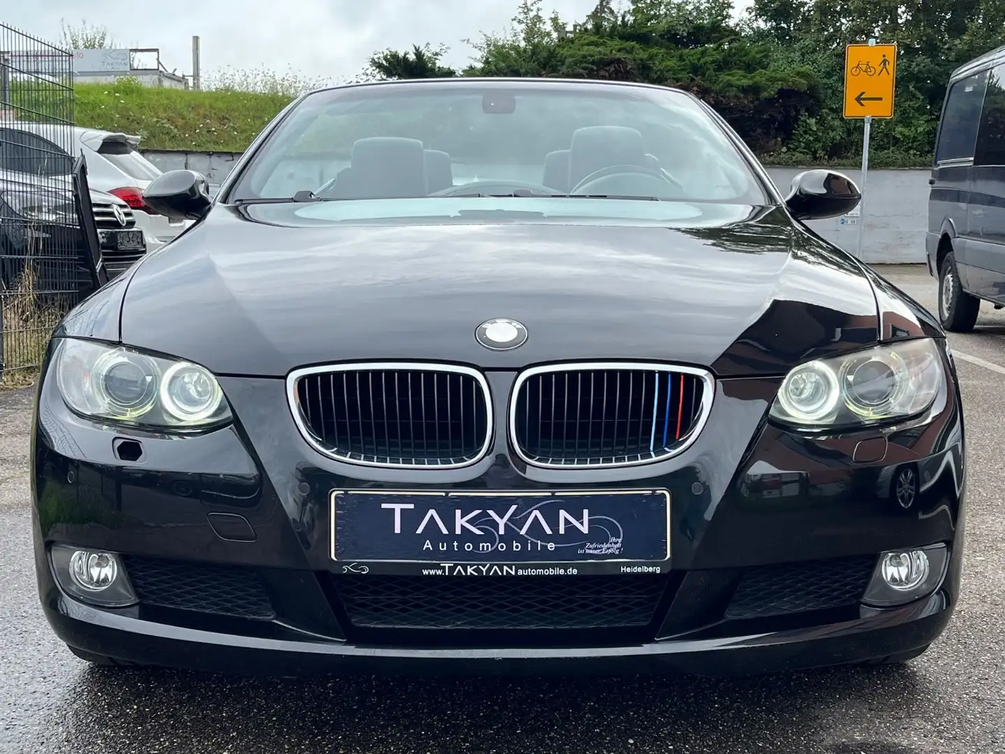 BMW 320 i Cabrio / Klimaaut. / SHZ / Temp. / XENON Negro - 2