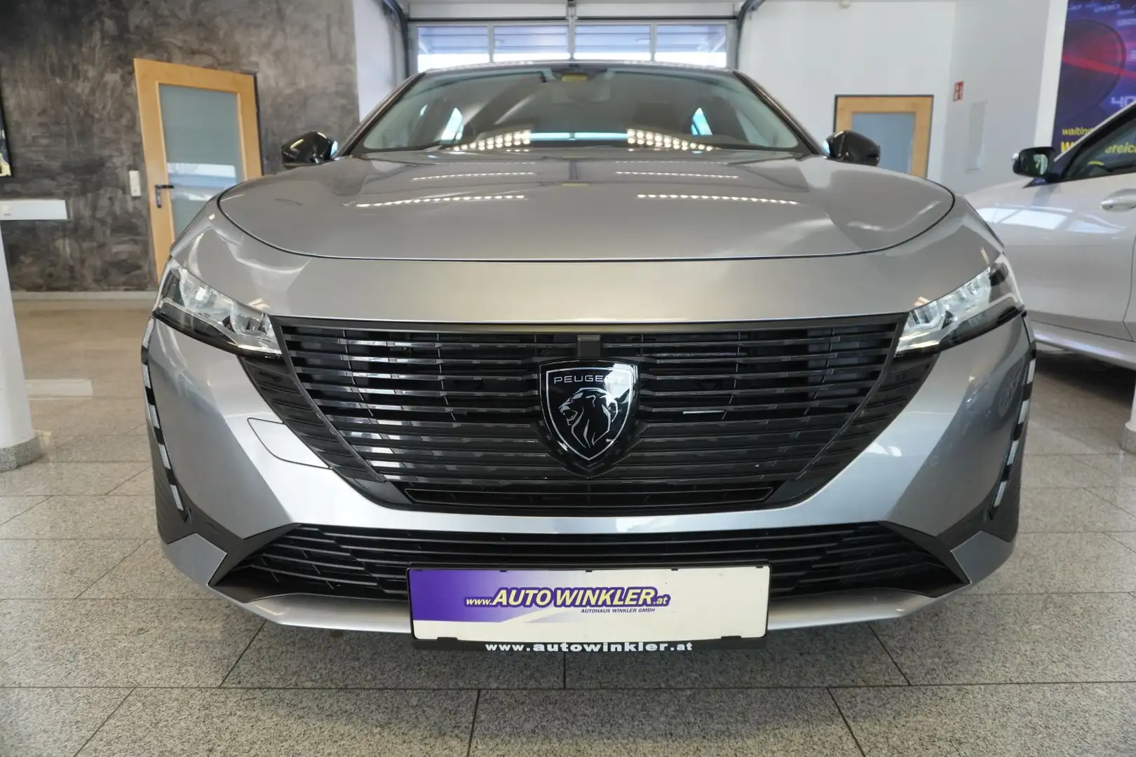 Peugeot 308 Active Pack Aut./Navi Grau - 2