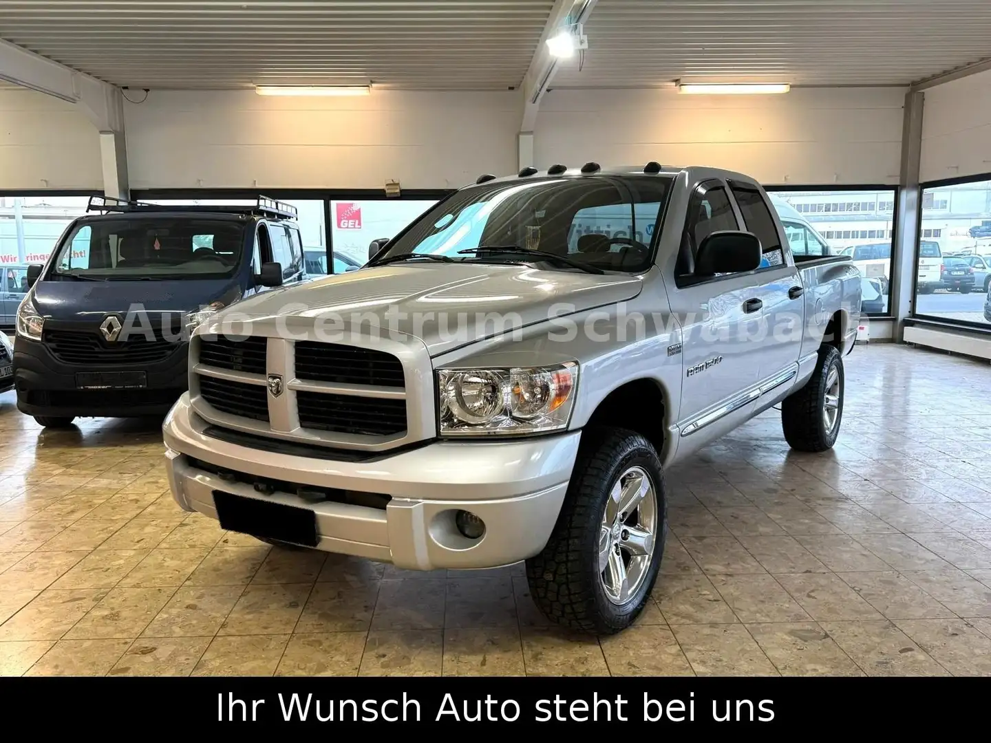 Dodge RAM Ram 5,7 Hemi V8 Sport LPG/Gas 4X4 Top Zustand Silber - 1