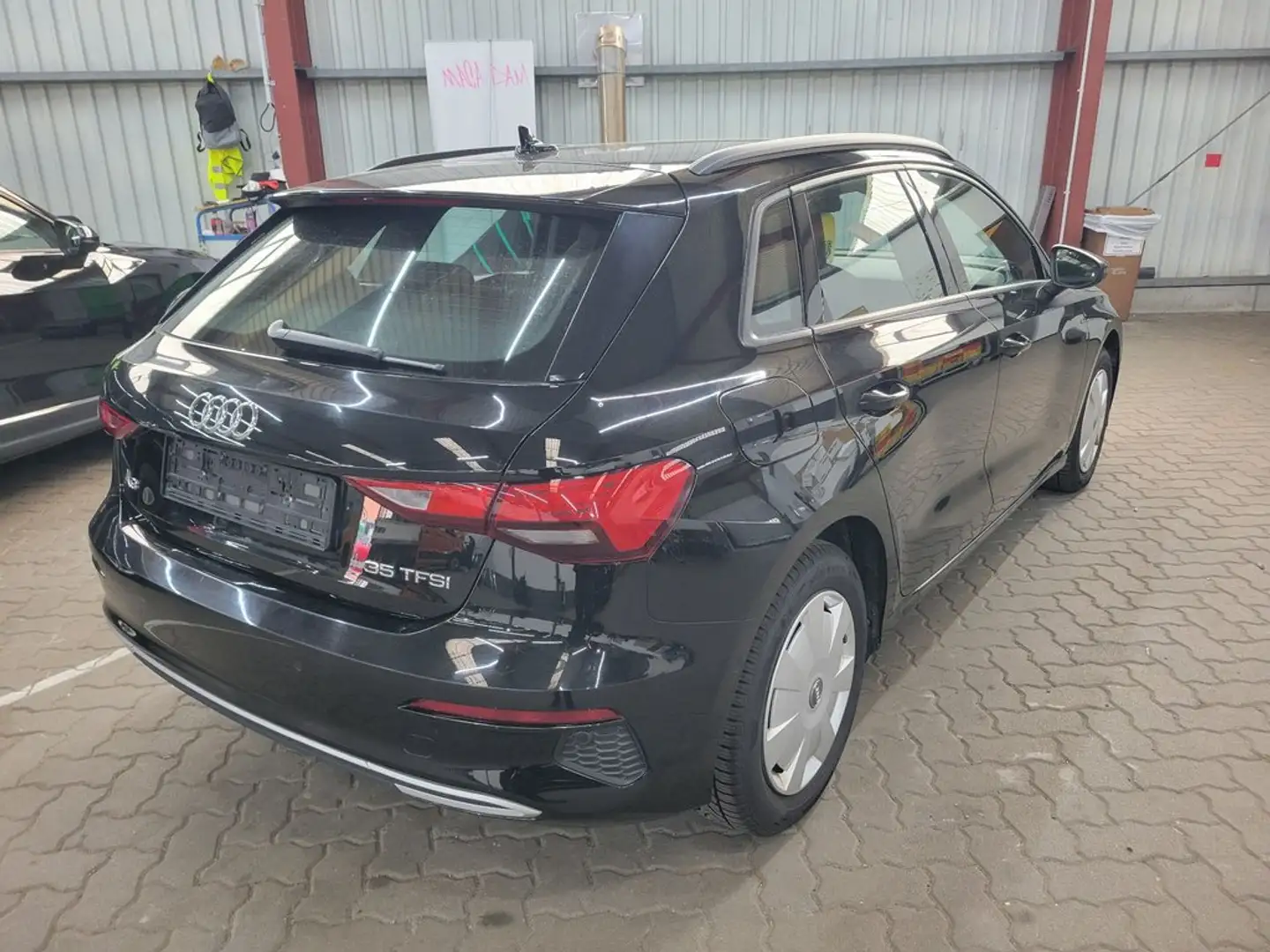 Audi A3 Sportback Advanced 35 TFSI 110kW S tronic - 2