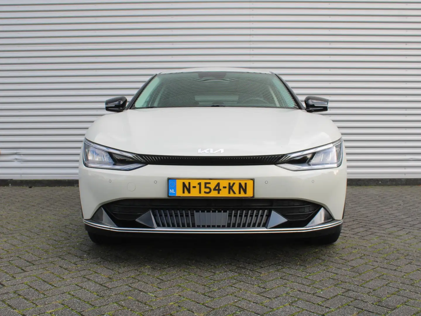 Kia EV6 Plus AWD 77.4 kWh | 325 PK | Trekhaak | Stuur-/sto Grijs - 2