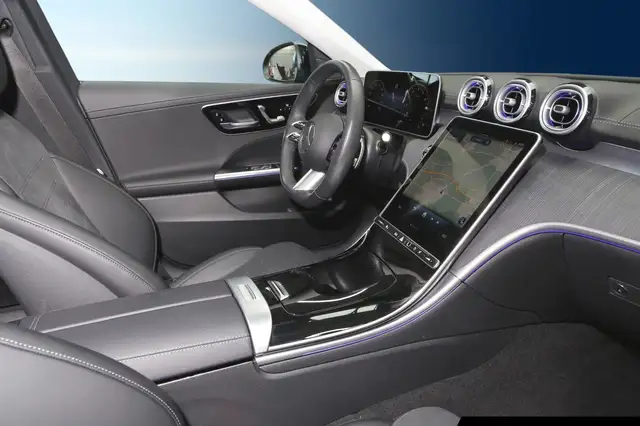 Mercedes-Benz C-Class view 8