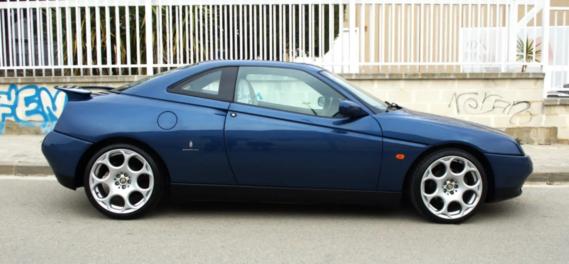 Alfa Romeo GTV 2.0 TB V6 M Azul - 2