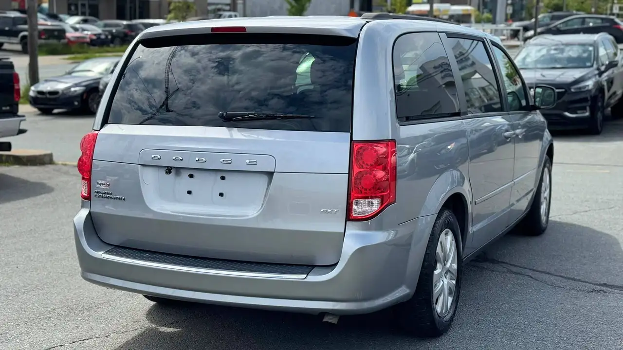 Dodge Grand Caravan снимка Dodge Grand Caravan