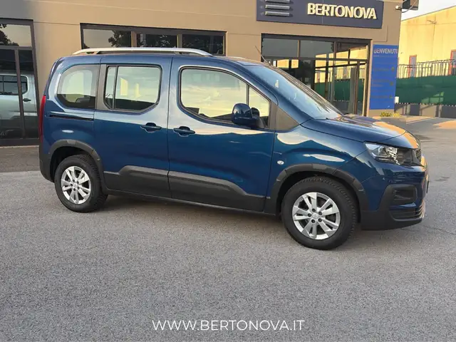 Peugeot Rifter view 6