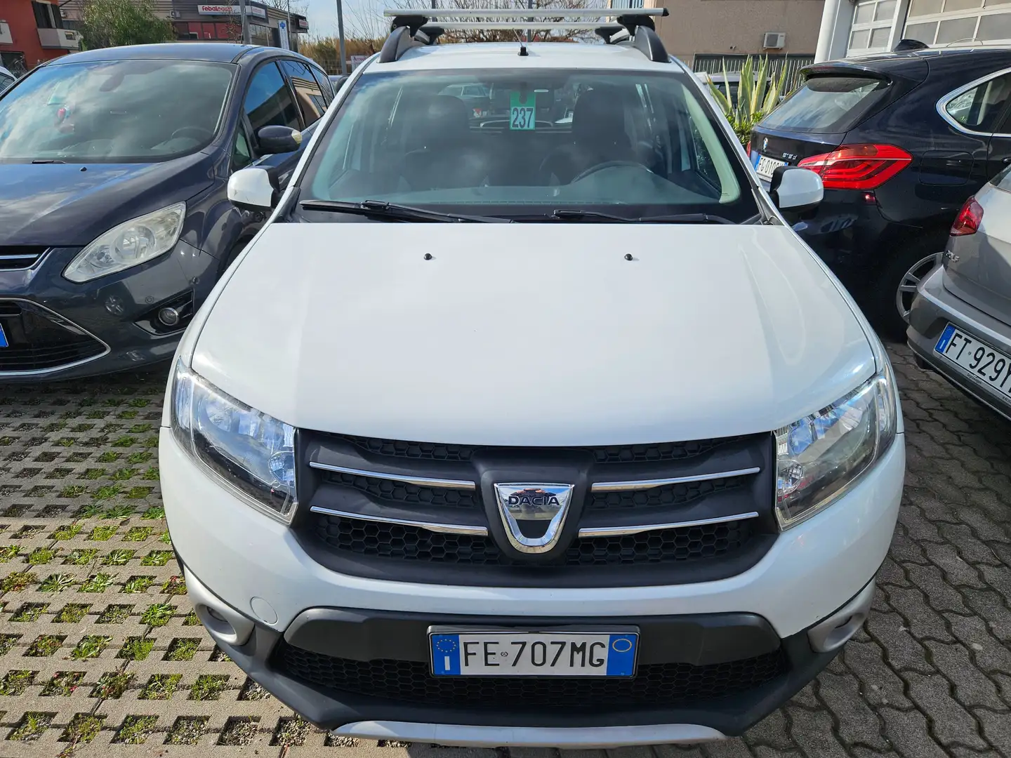 Dacia Sandero Sandero Stepway 1.5 dci s Blanc - 2