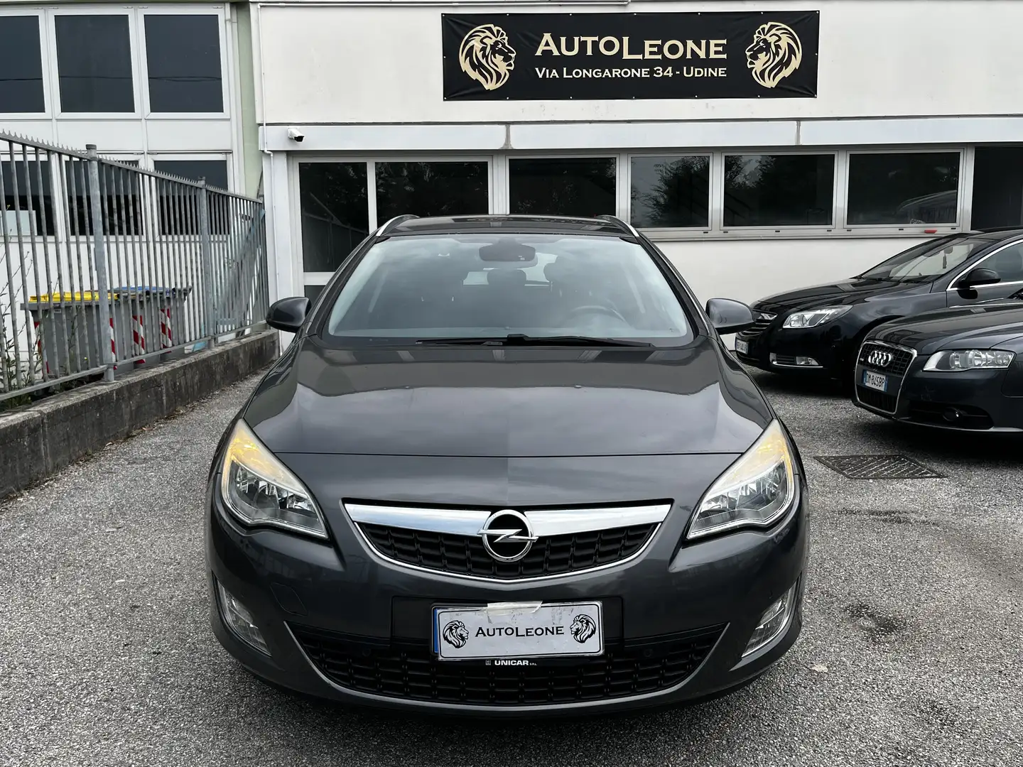 Opel Astra Sports Tourer 1.7 cdti Cosmo 125cv OK NEOPATENTATI - 2