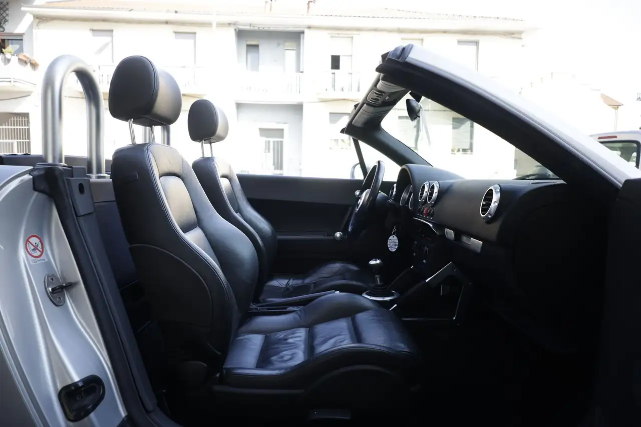 Audi TT Roadster 1.8 T 20V/179 CV Unicoproprietario, foto 3