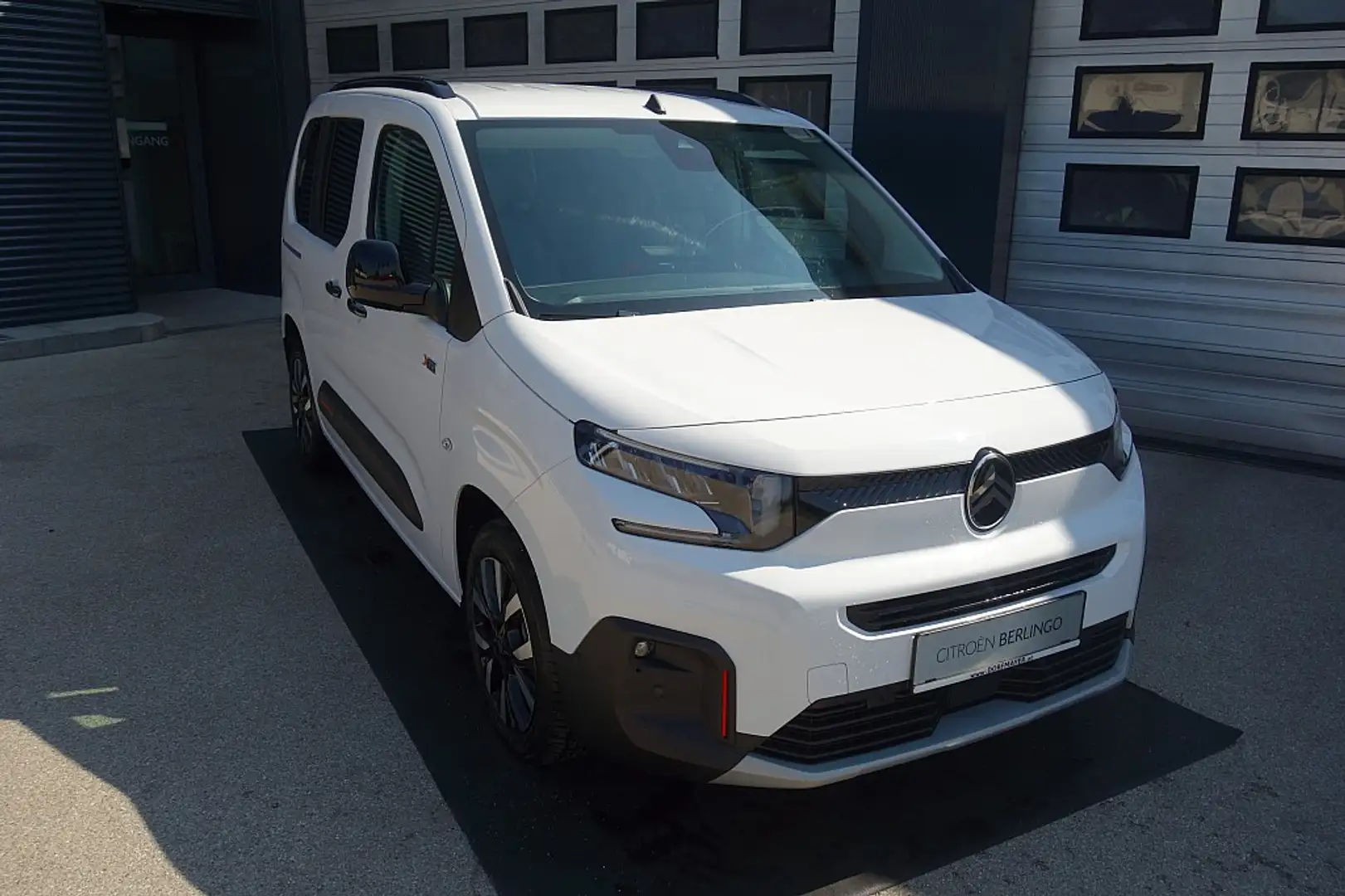 Citroen Berlingo BlueHDi 130 S&S Max M Aut. Weiß - 2