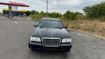 Mercedes-Benz C180 Classic Youngtimer