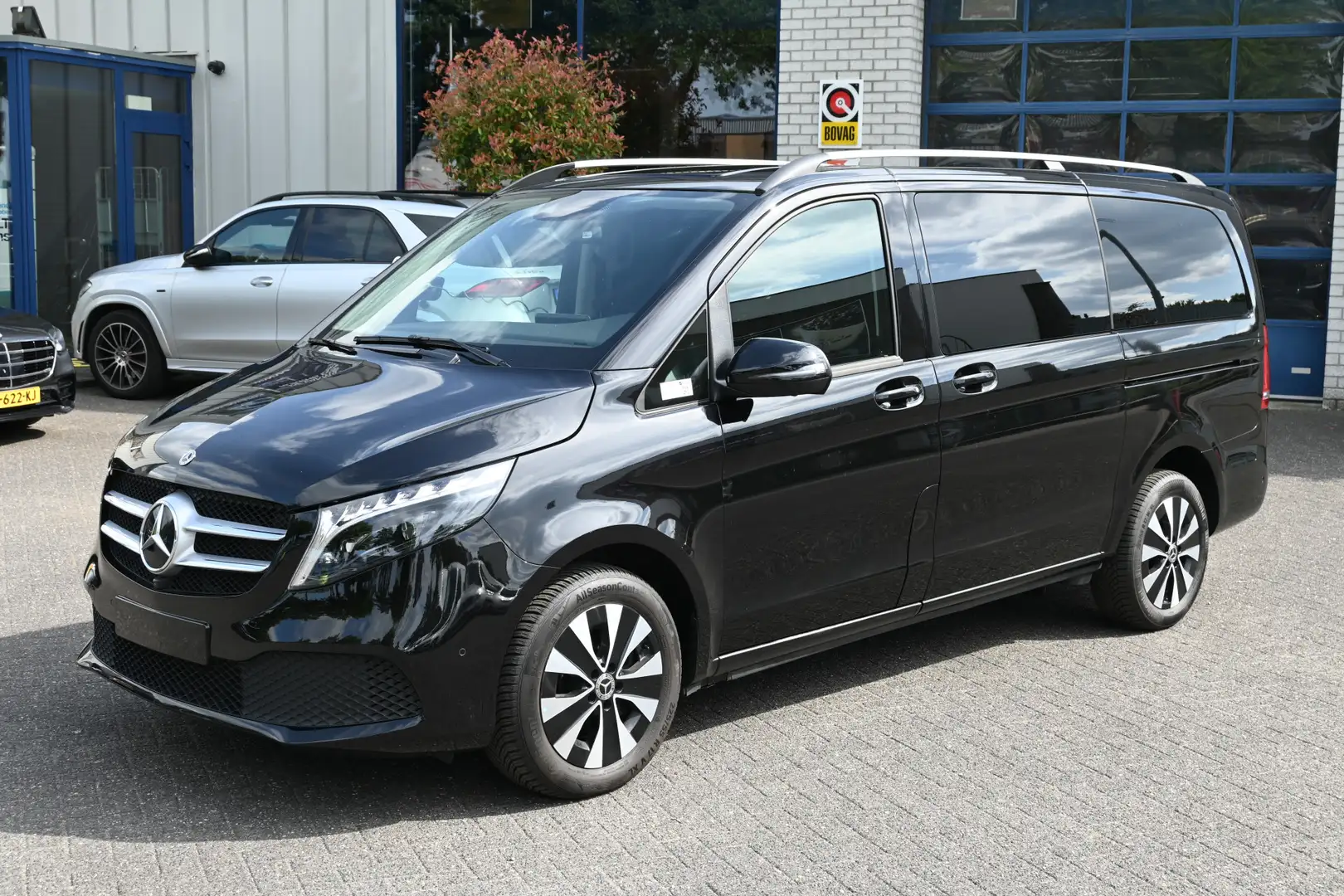 Mercedes-Benz V 250 250d Lang DC 2500kg Trekhaak, Stoelpakket, Distron Zwart - 1