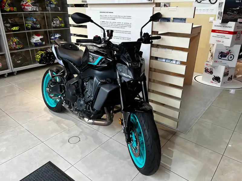 Yamaha MT-09 - foto 2