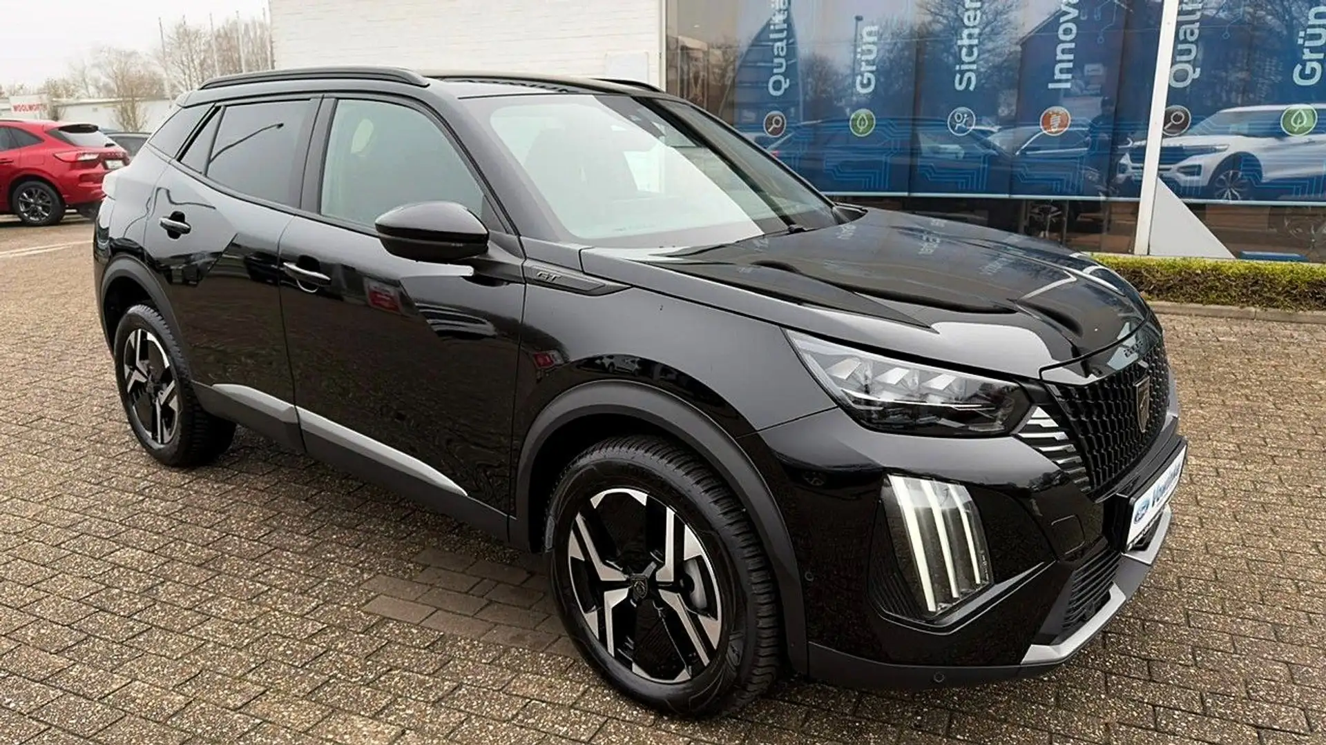 Peugeot 2008 GT ACC+BLIS+DAB+NAV+MASSAGE+LED+Allwrr+360 Schwarz - 2
