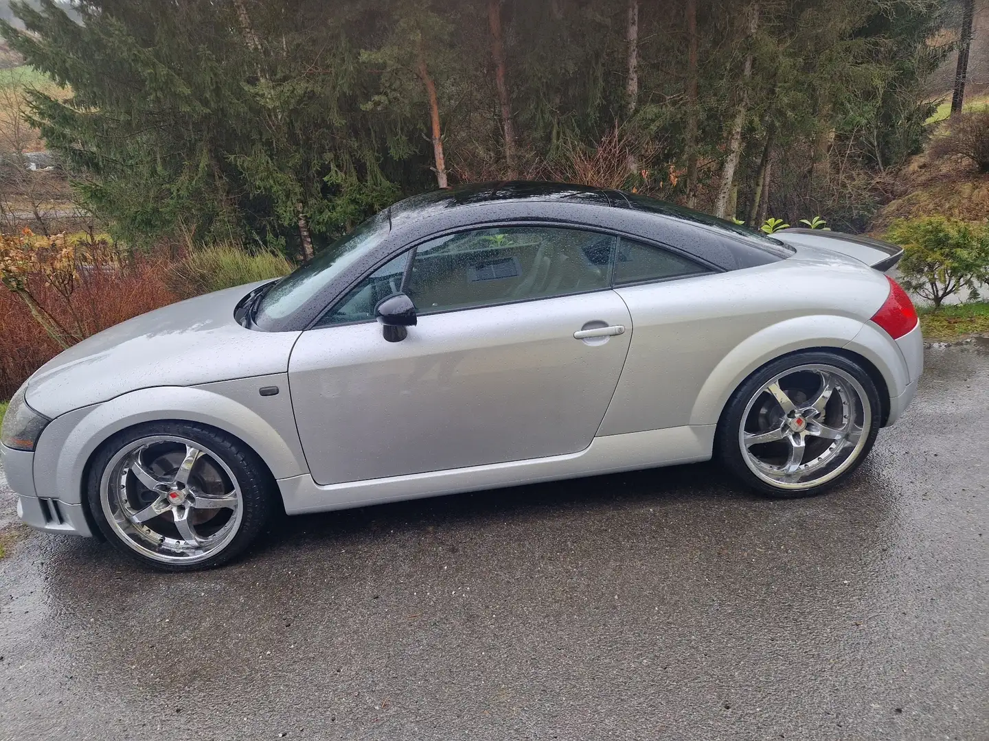 Audi TT Coupé 1,8 T - 2