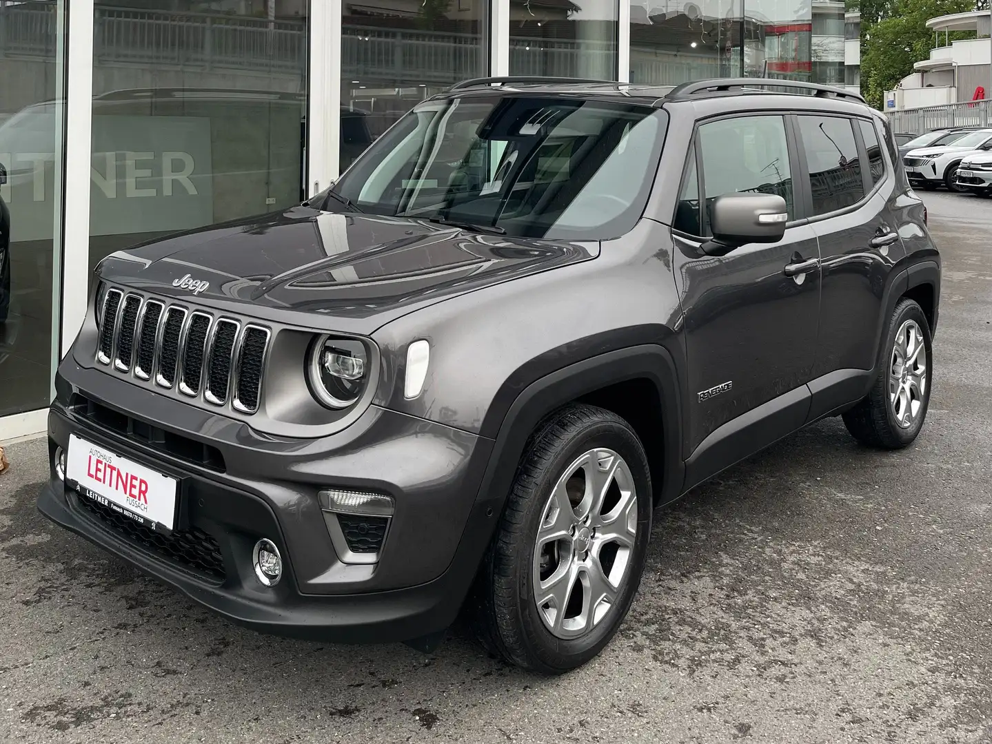 Jeep Renegade Limited FWD Grau - 1