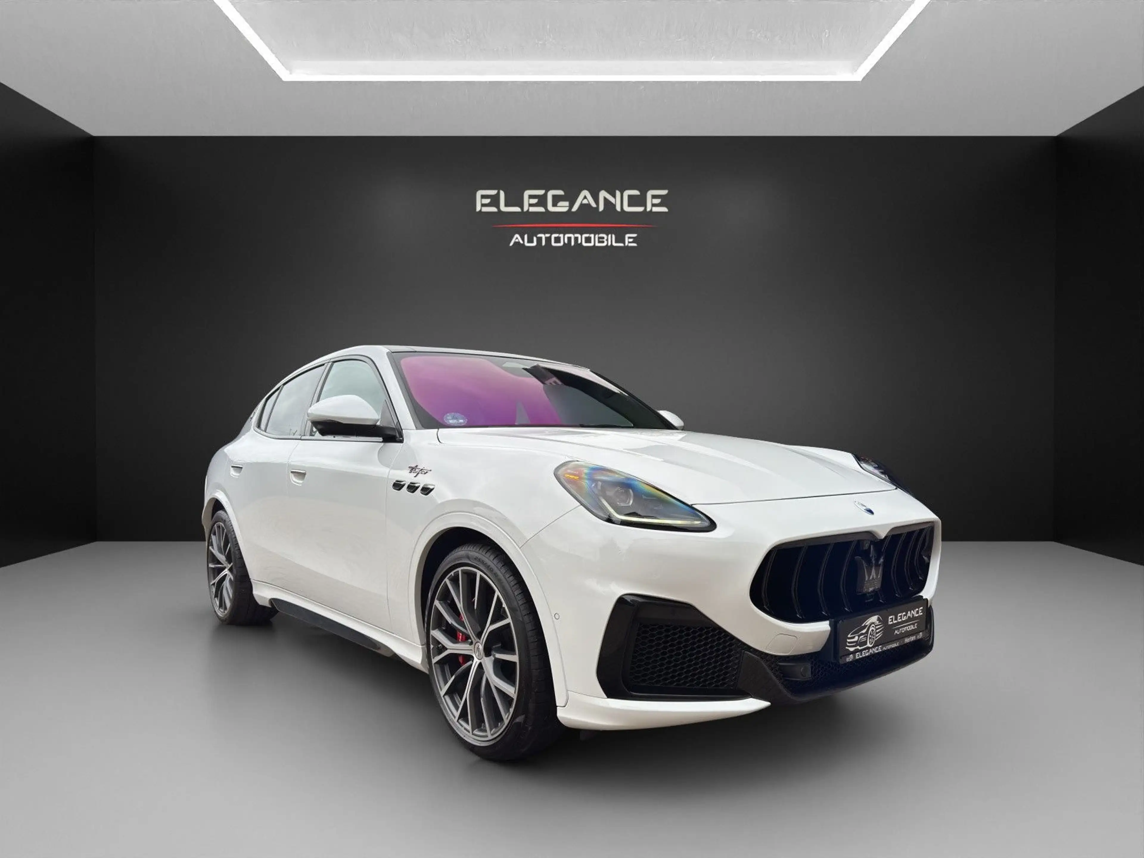 Maserati Grecale 3.0 V6 Trofeo Auto 4WD*Panorama*LED*360° — photo 7