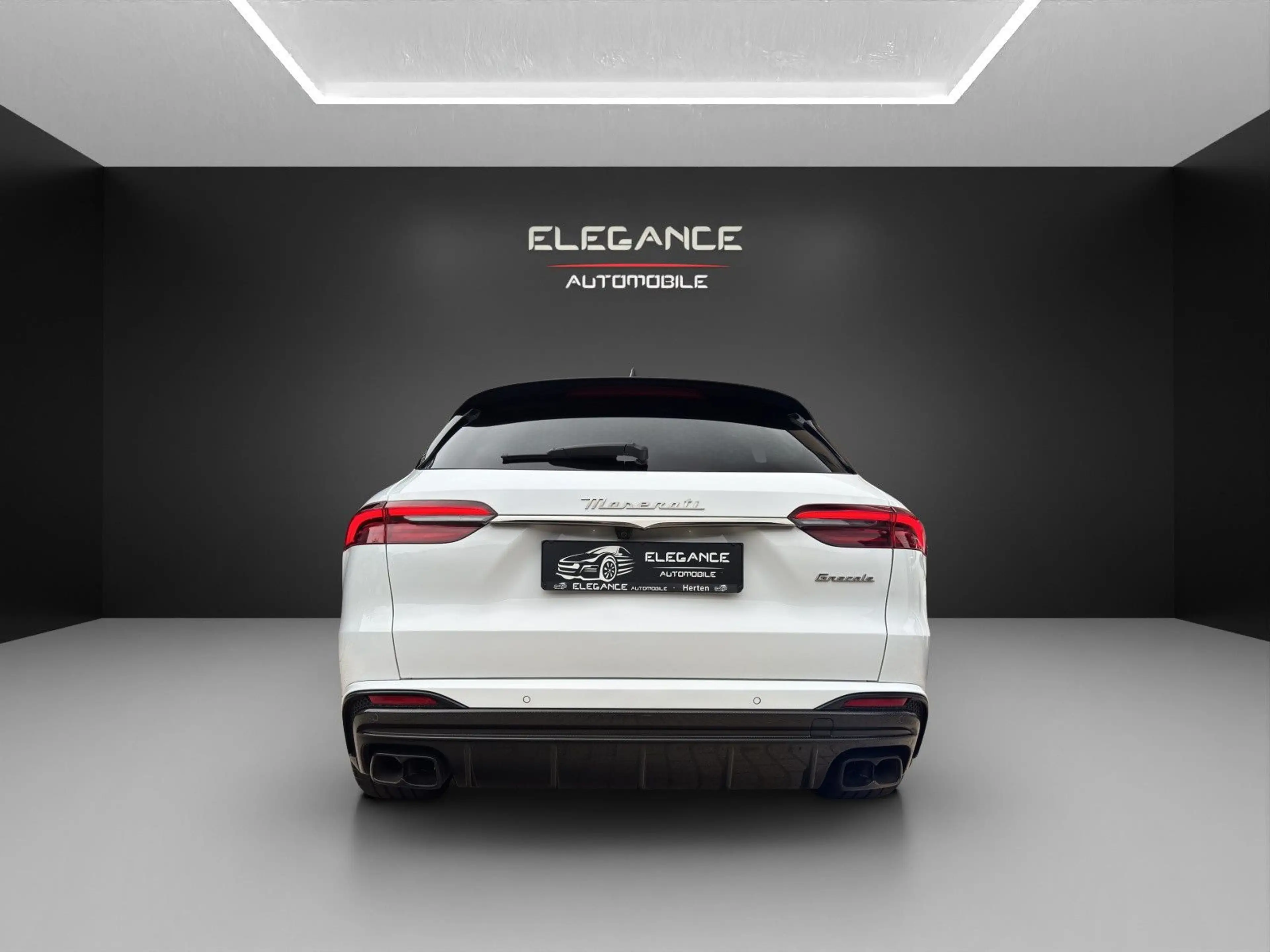 Maserati Grecale 3.0 V6 Trofeo Auto 4WD*Panorama*LED*360° — photo 4