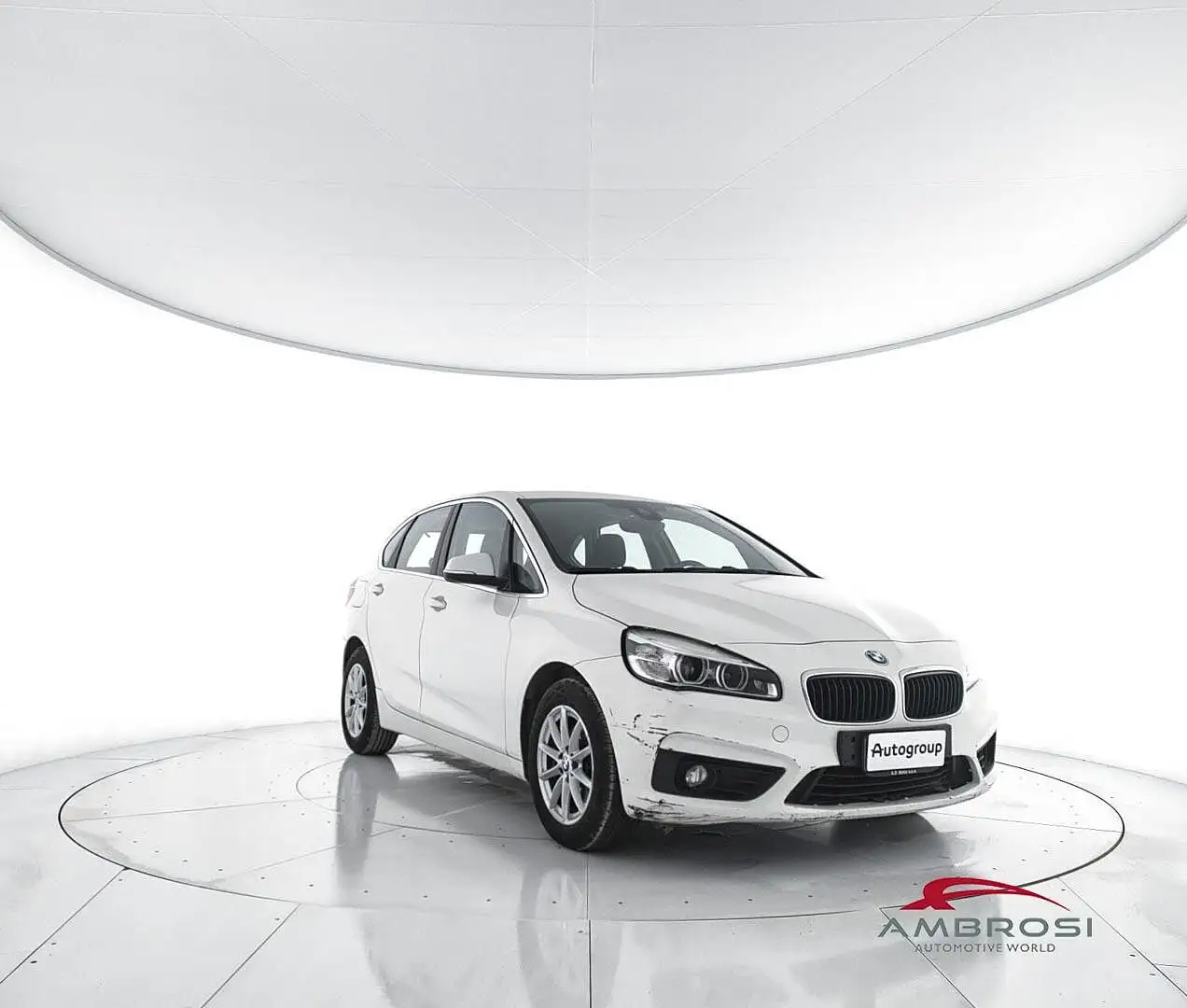 BMW 216 Active Tourer 216d Luxury Beyaz - 2