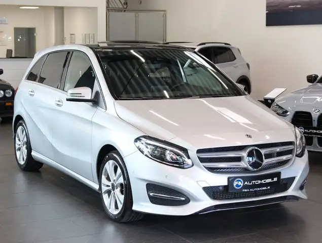 Mercedes-Benz B-Class view 2