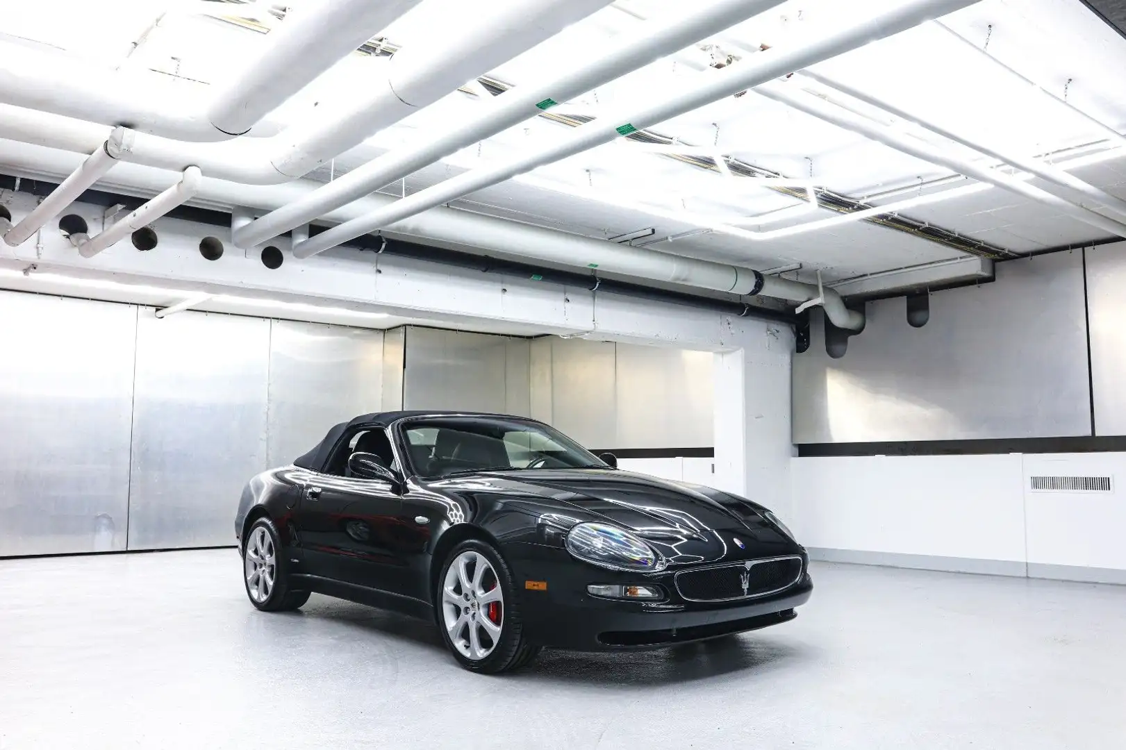 Maserati Spyder 6 Speed Manual Schwarz - 1