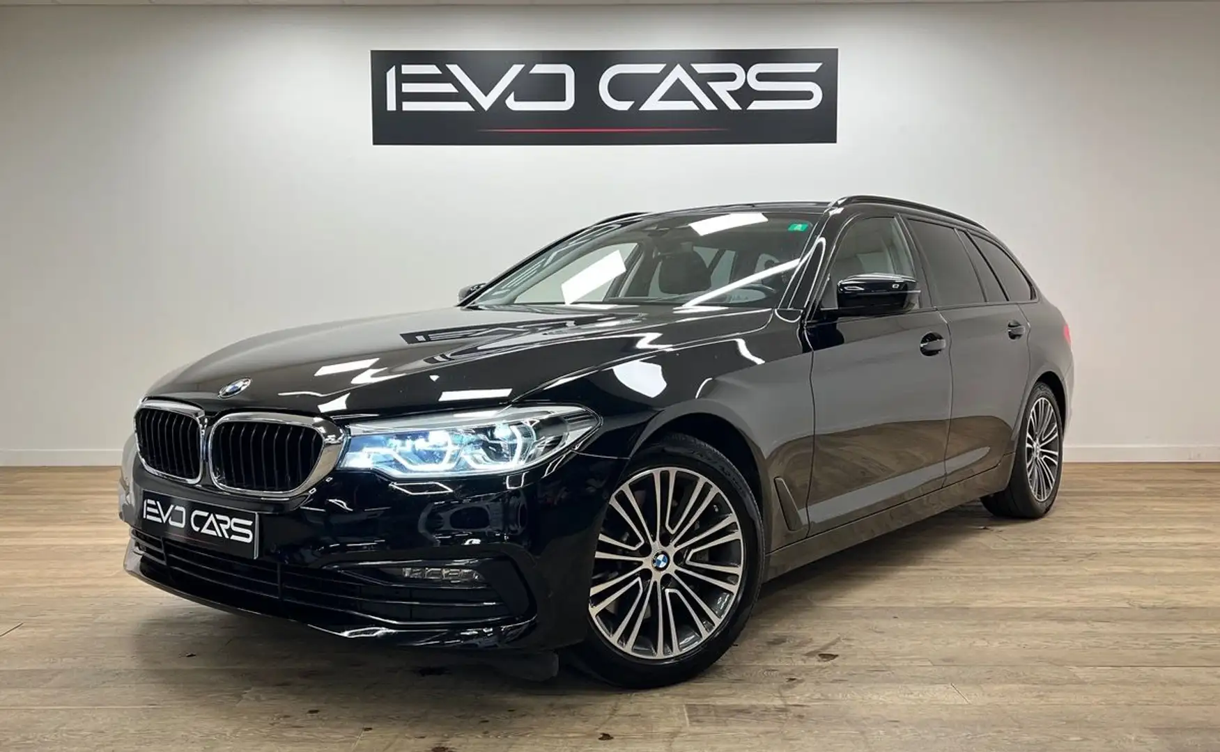 BMW 530 Touring G31 530iA xDrive 252 ch Business / Full LED / Tête Haute / Caméra / AppleCarPlay Noir - 1