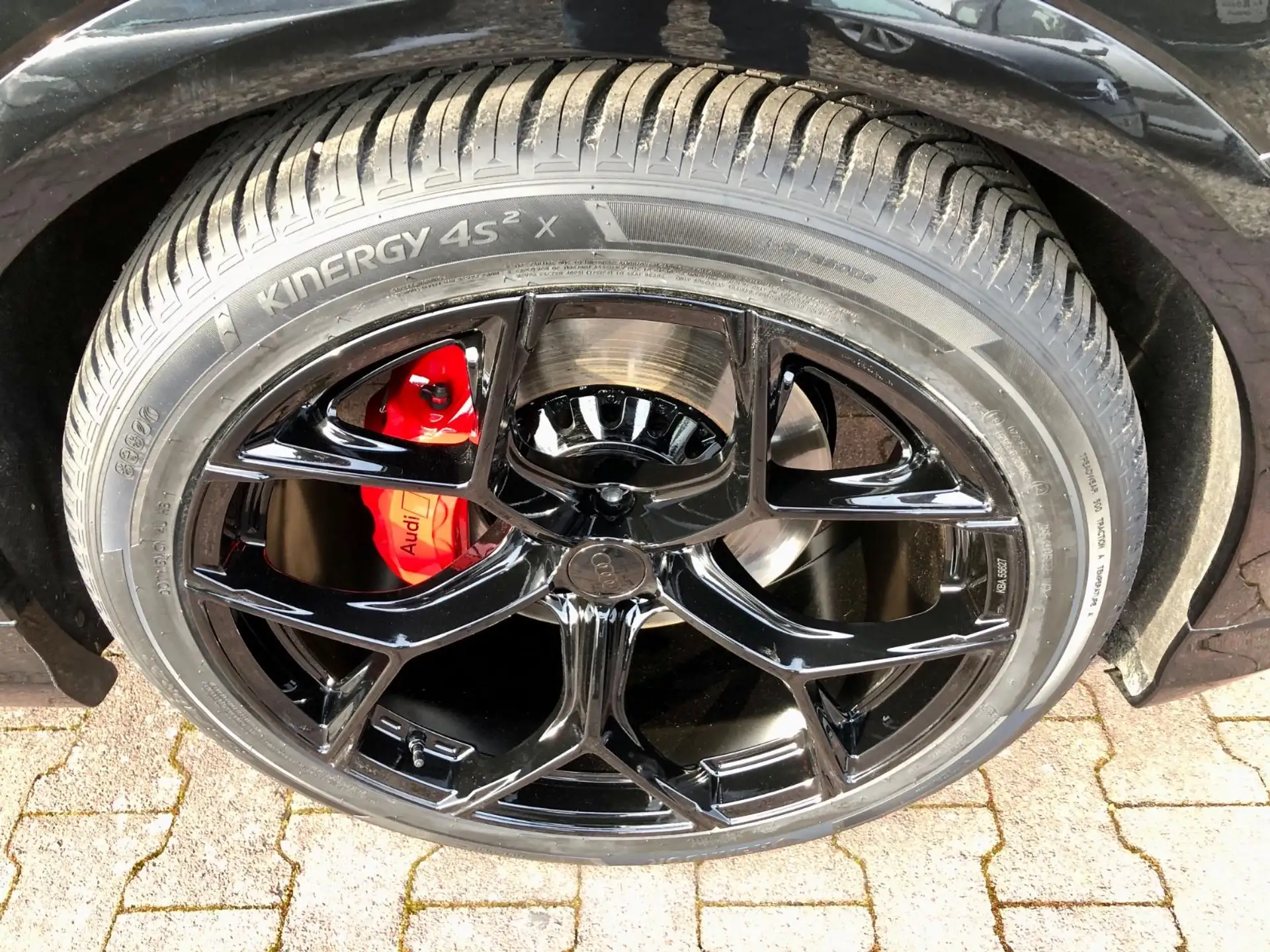 아우디 Audi Q8 50 TDI 2025 검정 사진 7