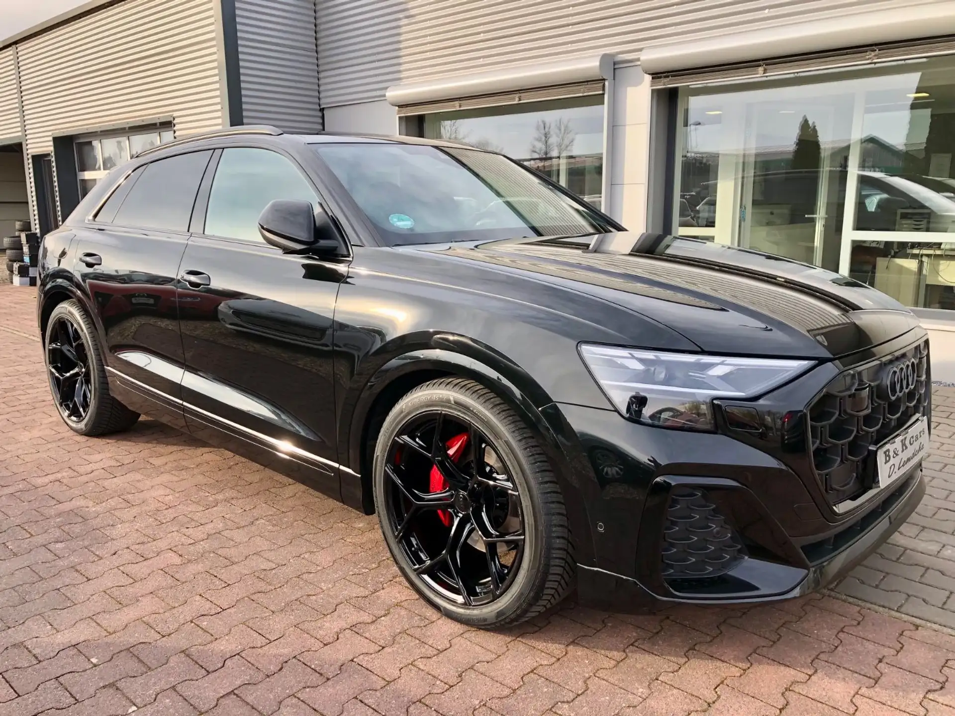 아우디 Audi Q8 50 TDI 2025 검정 사진 1