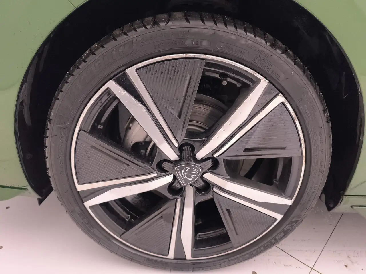 Peugeot 308 1.2 PureTech Turbo GT 9