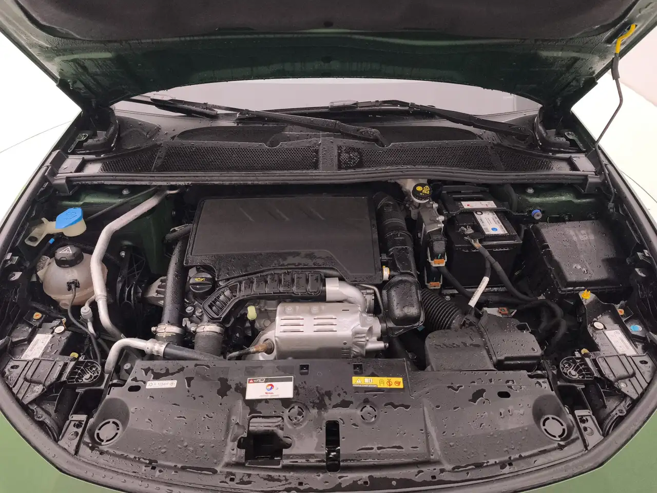 Peugeot 308 1.2 PureTech Turbo GT 33